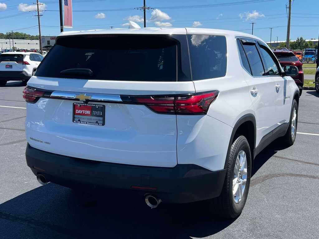 Used 2023 Chevrolet Traverse LS SUV