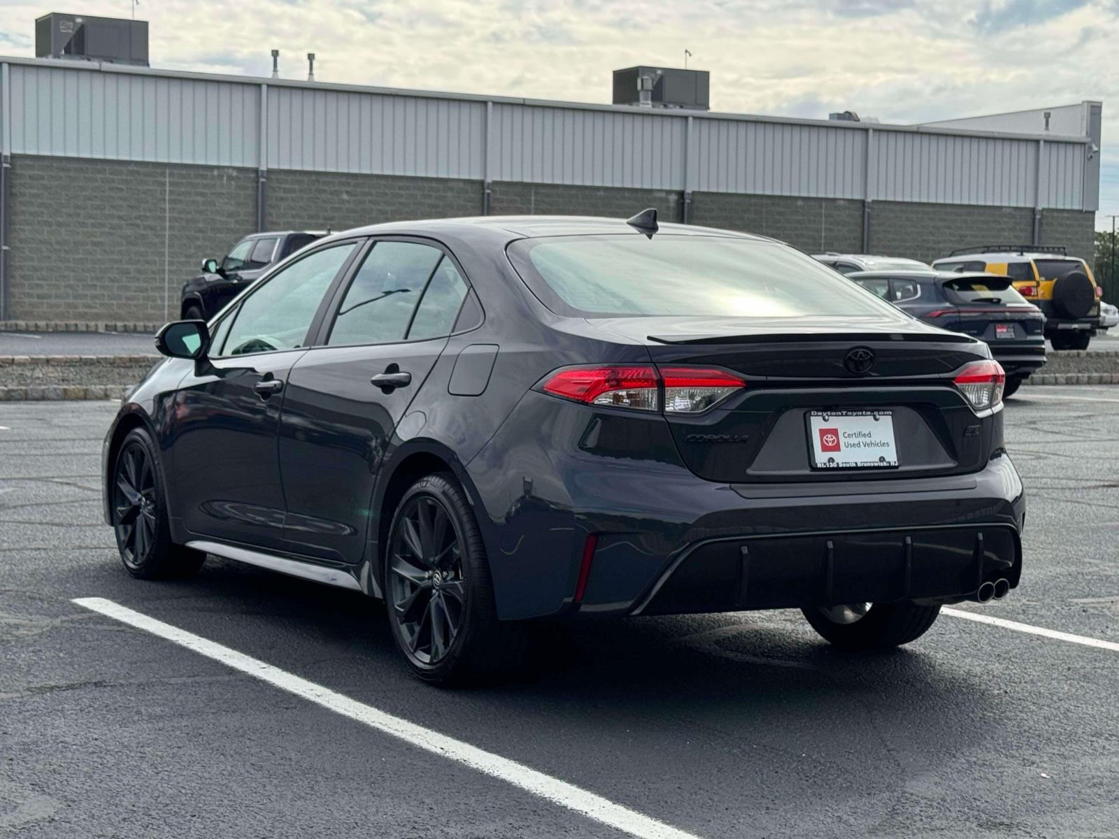 2024 Toyota Corolla SE photo 2