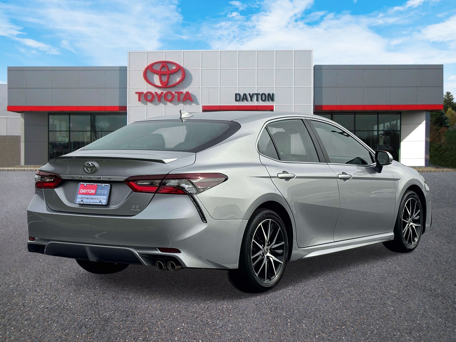 2022 Toyota Camry SE photo 3