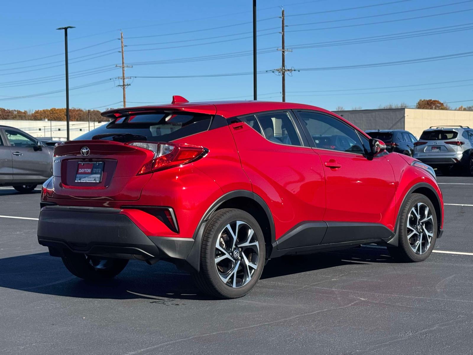 2021 Toyota C-HR XLE photo 4