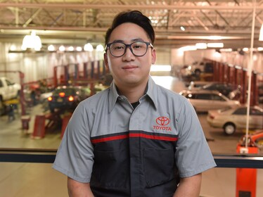 Staff member Jeremy from ID_c9751a0576bb