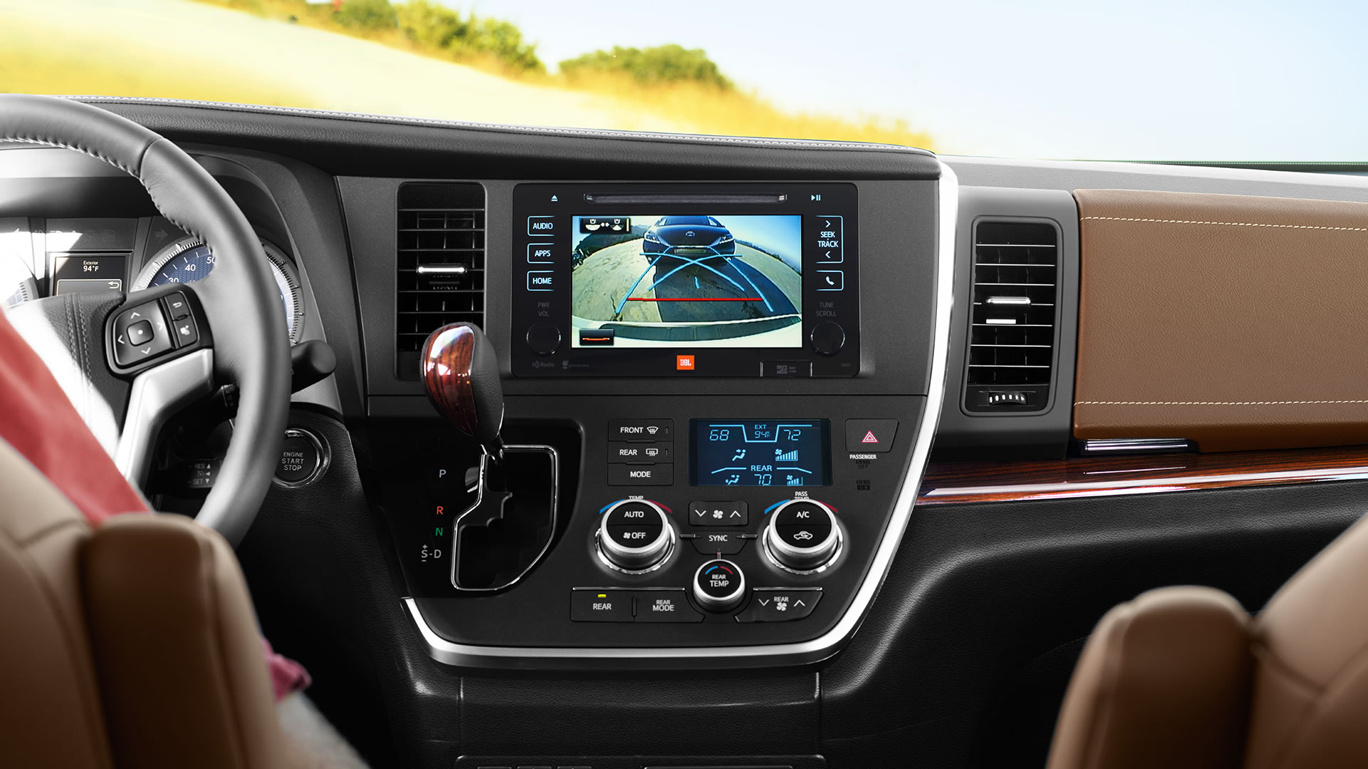 Safety Features in the 2015 Toyota Sienna South Brunswick, NJ