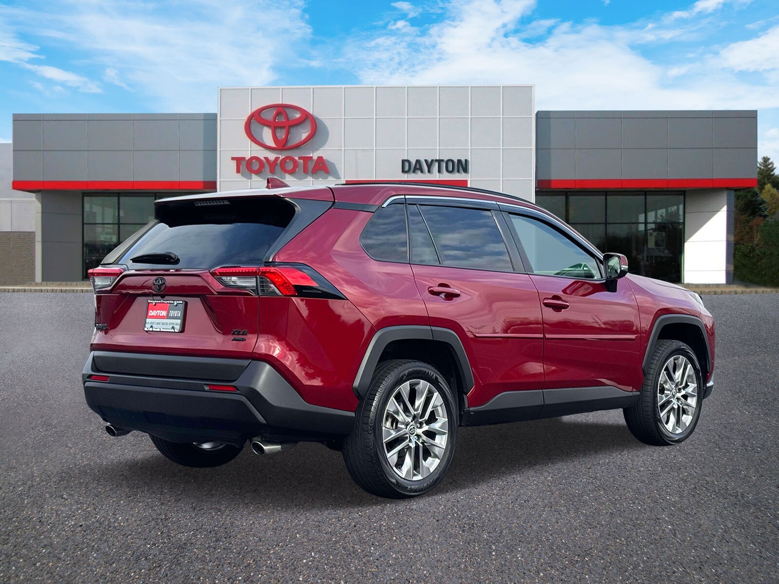 2022 Toyota RAV4 XLE Premium photo 4