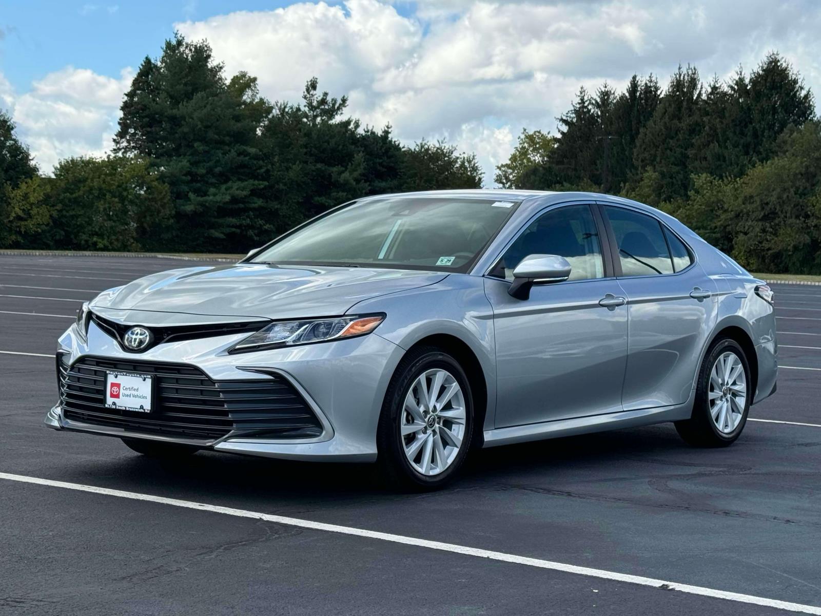 2024 Toyota Camry LE photo 2
