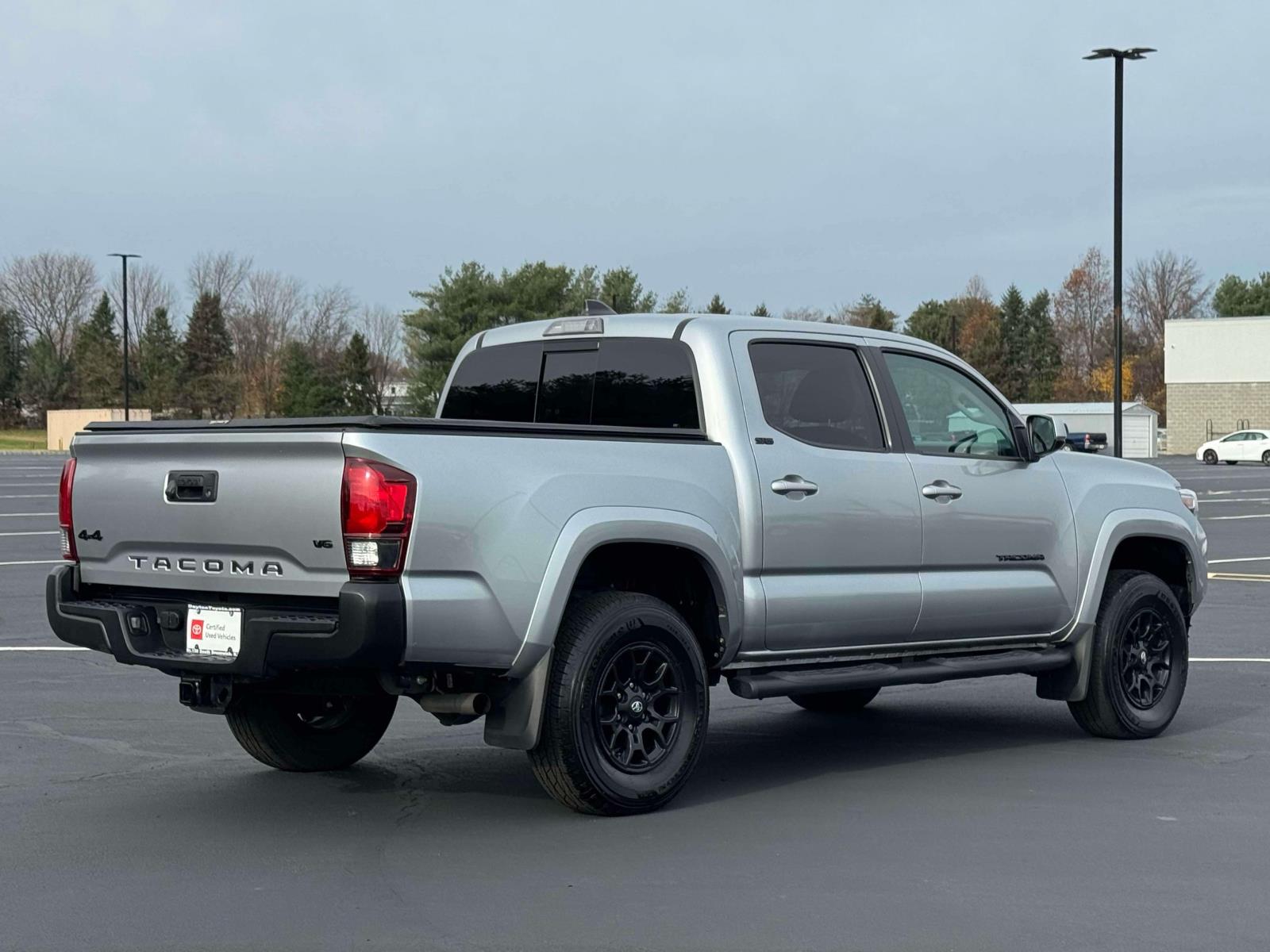 2022 Toyota Tacoma SR5 photo 4