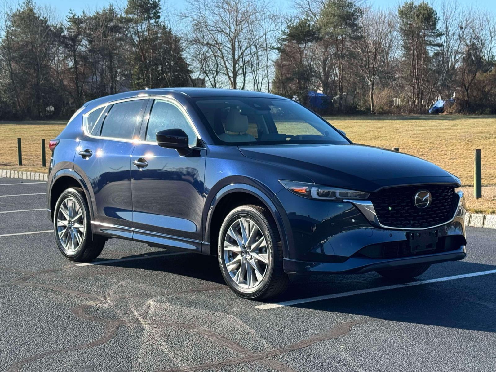 2025 Mazda CX-5 Base's photo