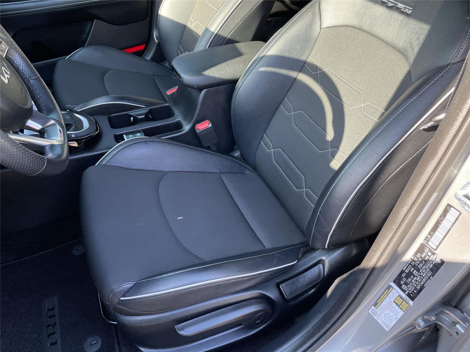 Thumbnail: 2023 Kia Forte - 12