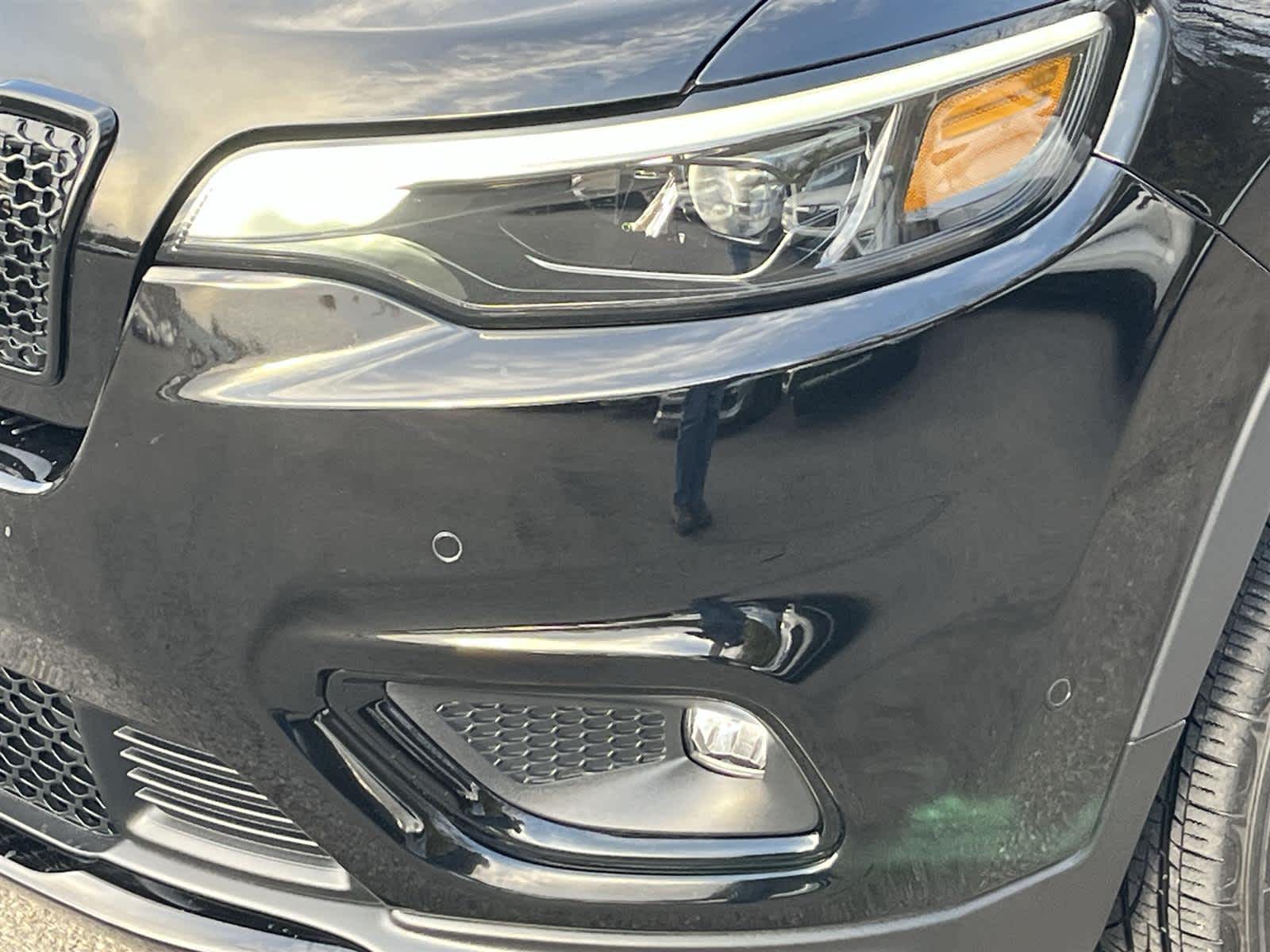 Thumbnail: 2023 Jeep Cherokee - 9