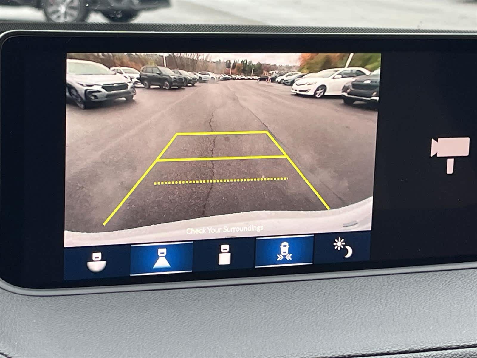 Thumbnail: 2023 Acura MDX - 24