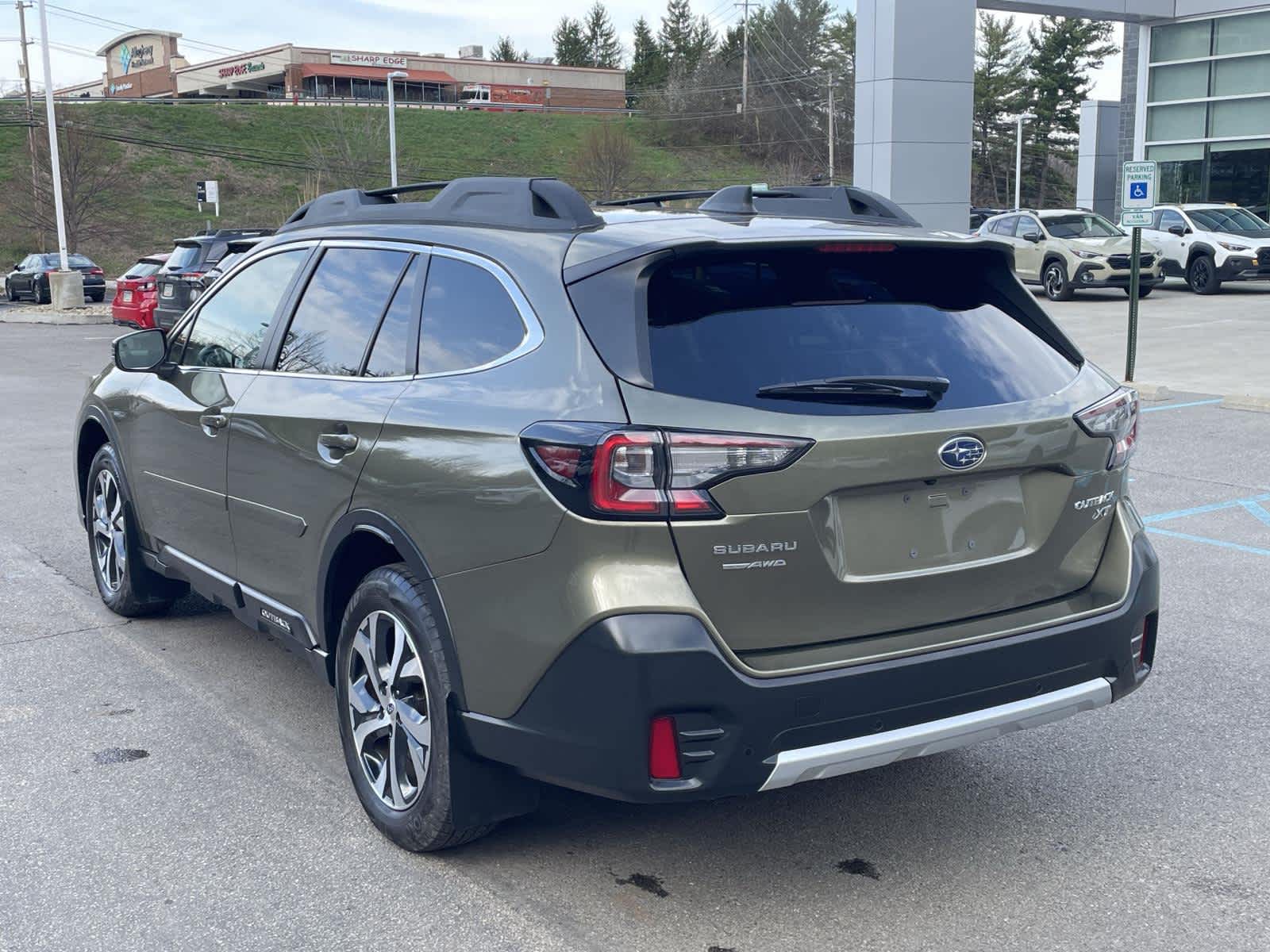 Thumbnail: 2022 Subaru Outback - 3