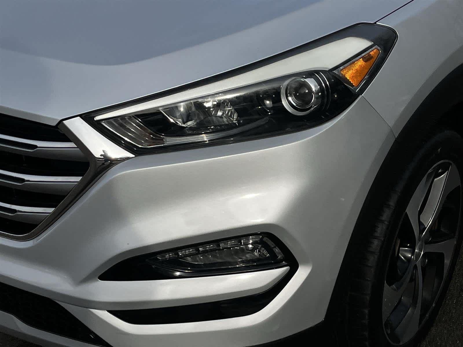 Thumbnail: 2017 Hyundai Tucson - 9