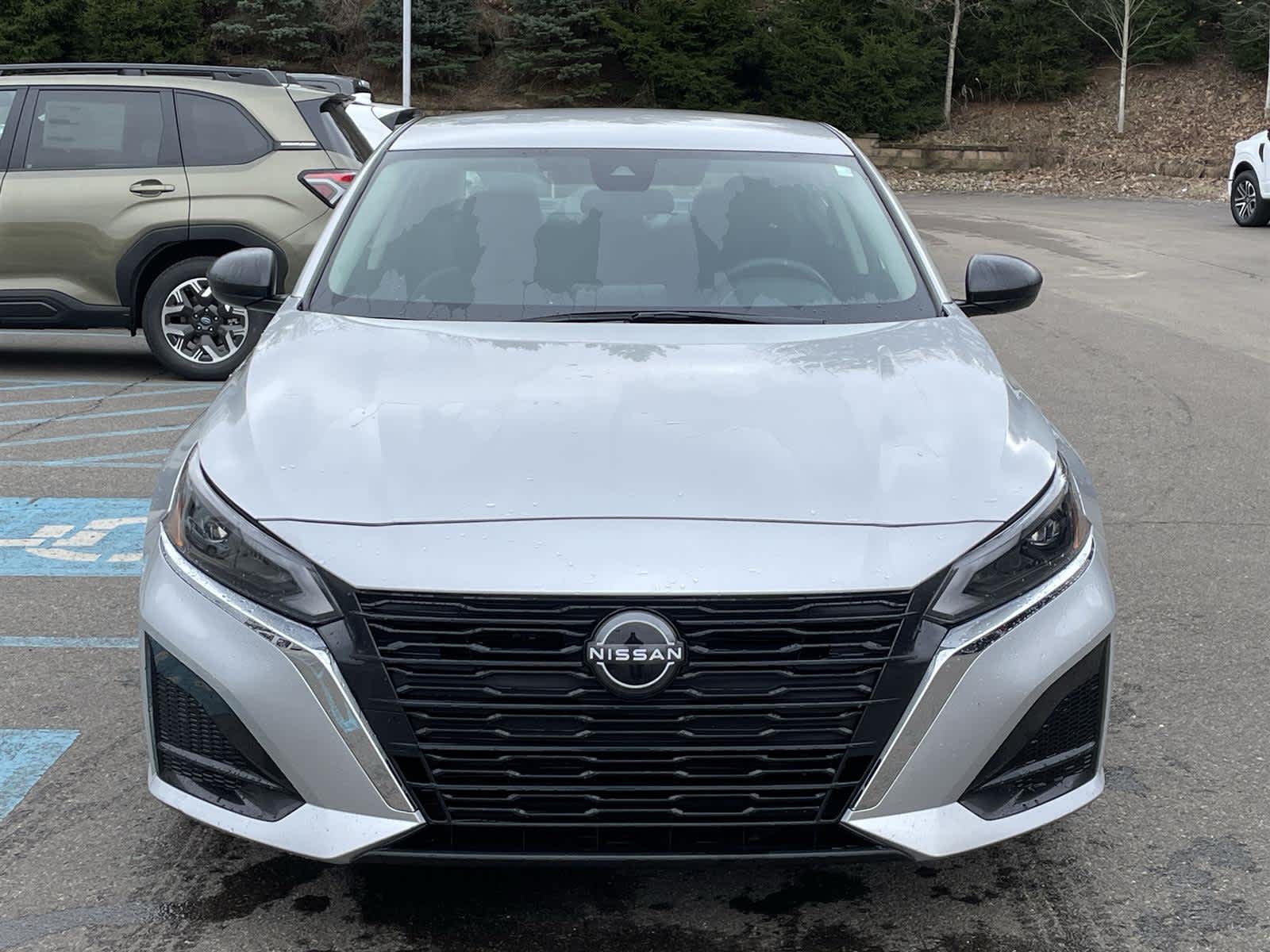 Thumbnail: 2024 Nissan Altima - 8