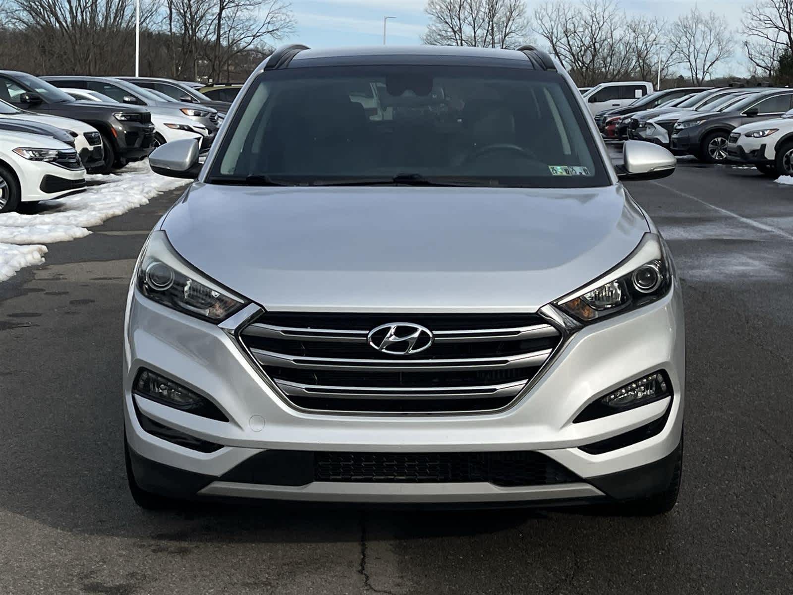 Thumbnail: 2017 Hyundai Tucson - 8