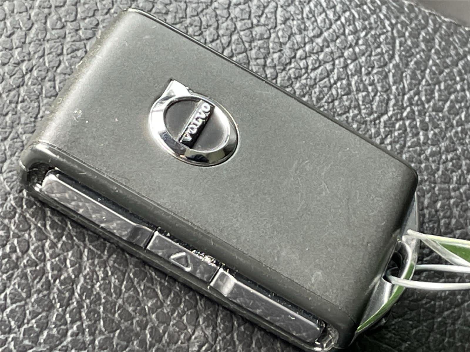 Thumbnail: 2019 Volvo XC60 - 23