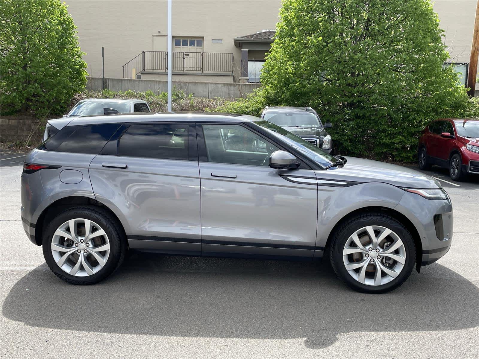 Thumbnail: 2021 Land Rover Range Rover Evoque - 6