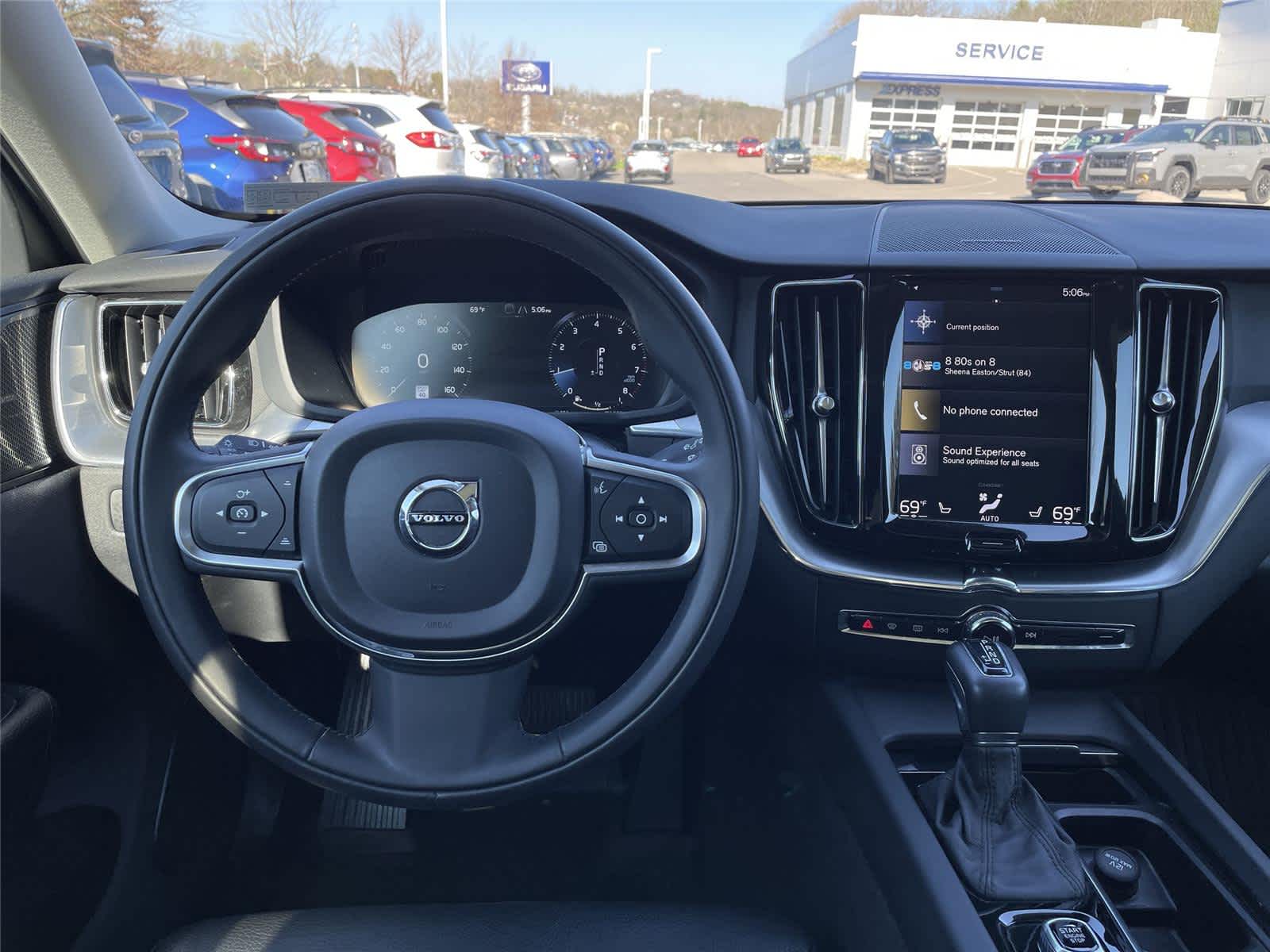 Thumbnail: 2019 Volvo XC60 - 19