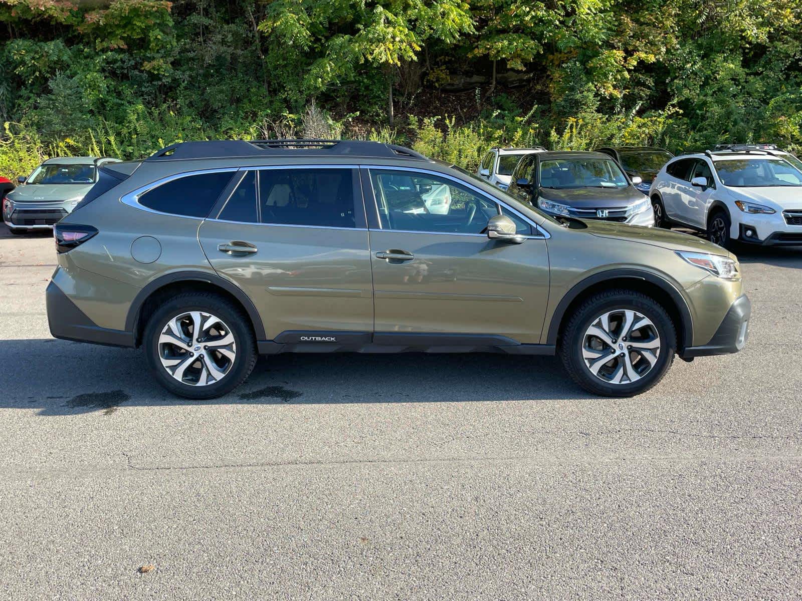 Thumbnail: 2022 Subaru Outback - 6