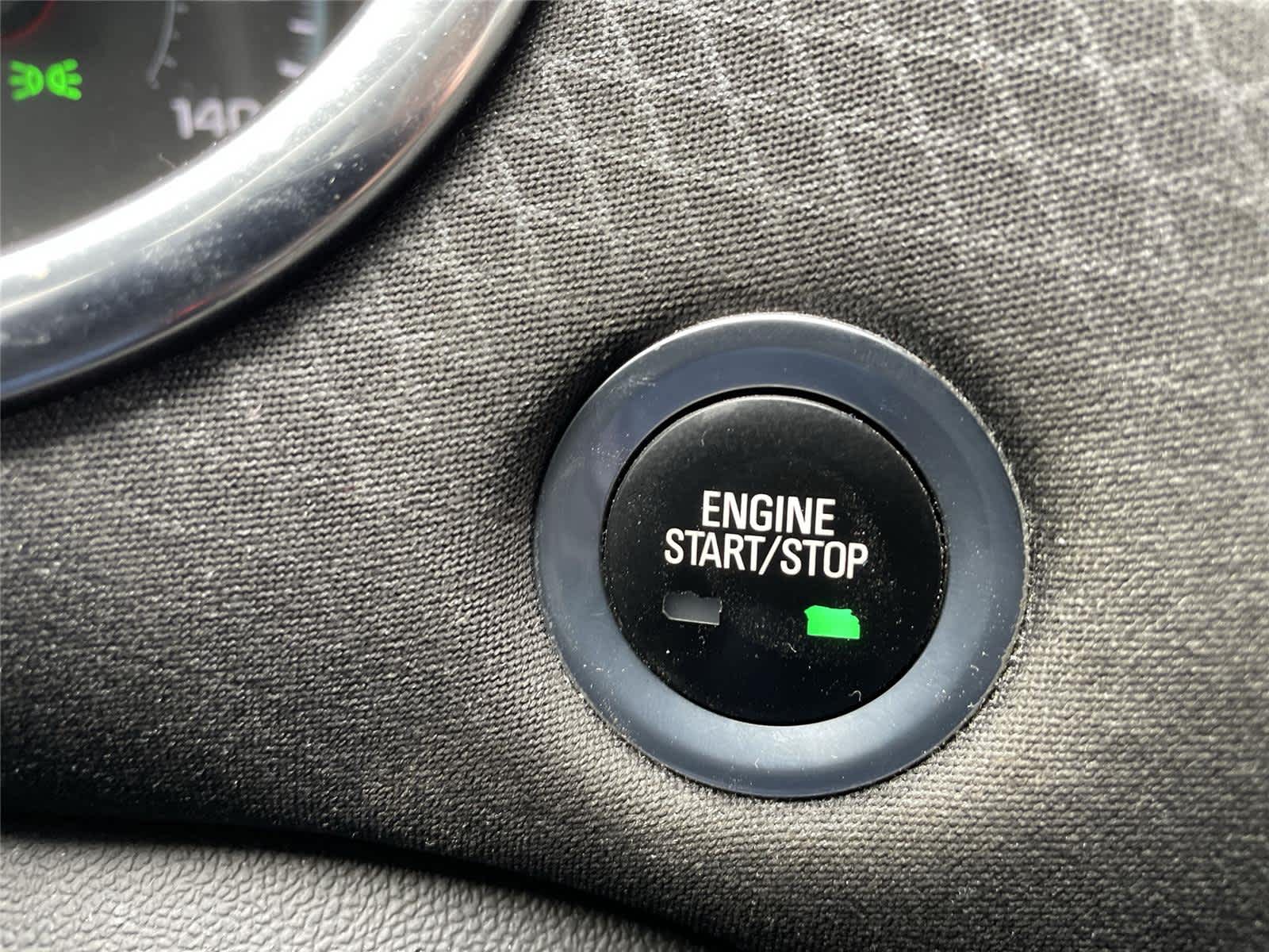 Thumbnail: 2017 Chevrolet Malibu - 20