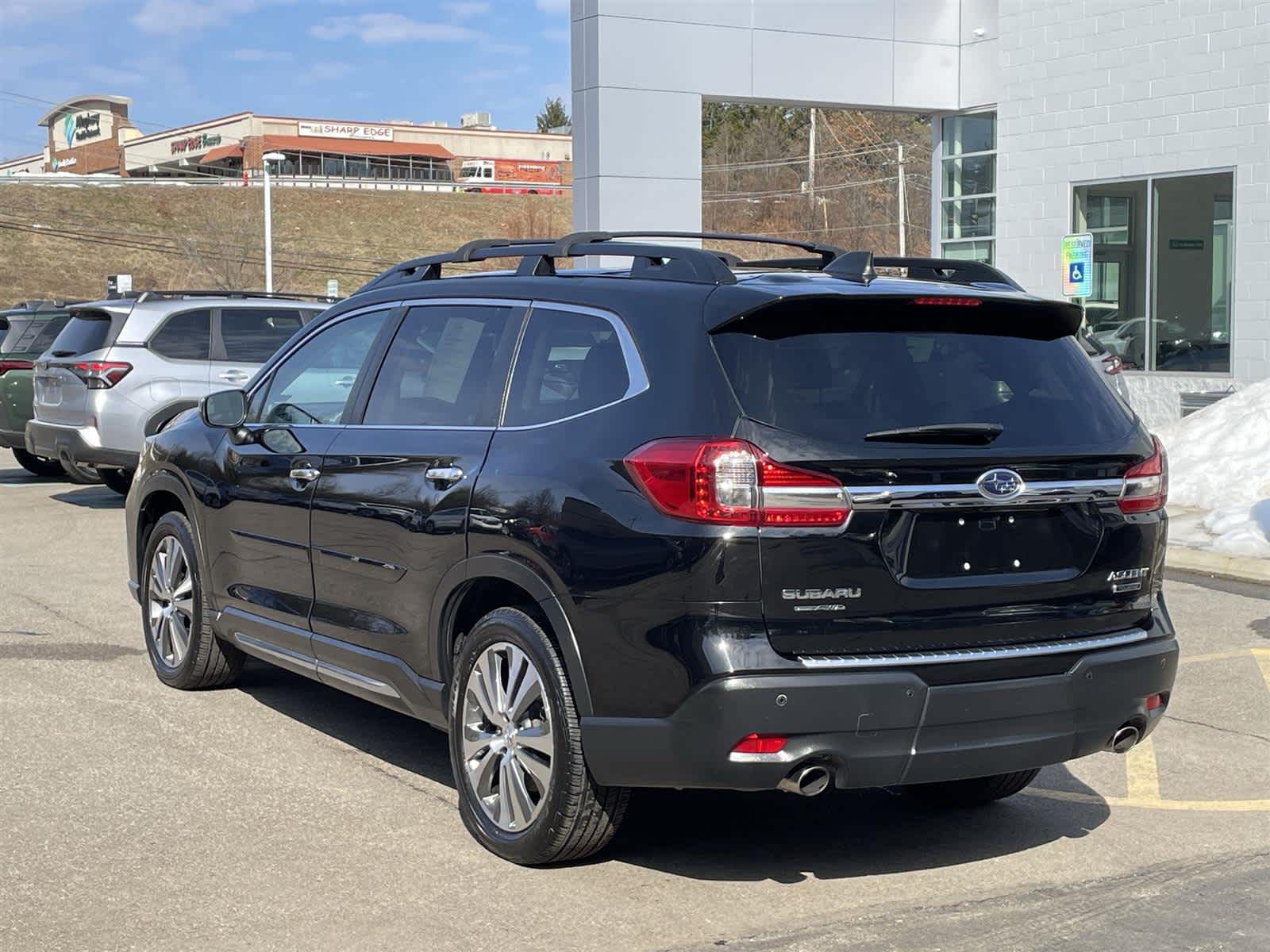 Thumbnail: 2022 Subaru Ascent - 3