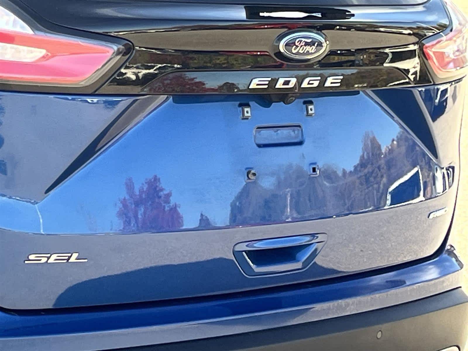 Thumbnail: 2023 Ford Edge - 10