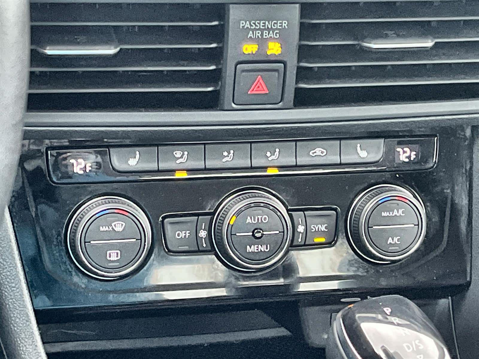 Thumbnail: 2024 Volkswagen Jetta - 23