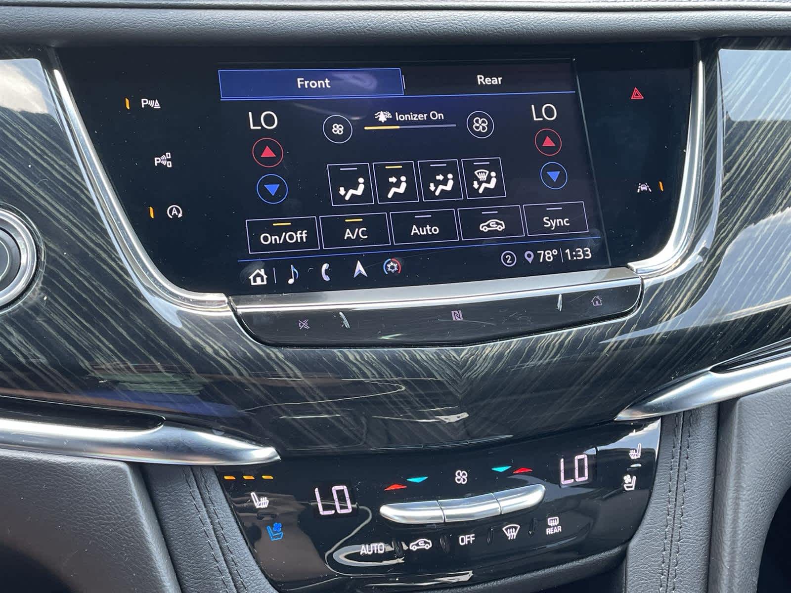 Thumbnail: 2020 Cadillac XT6 - 25