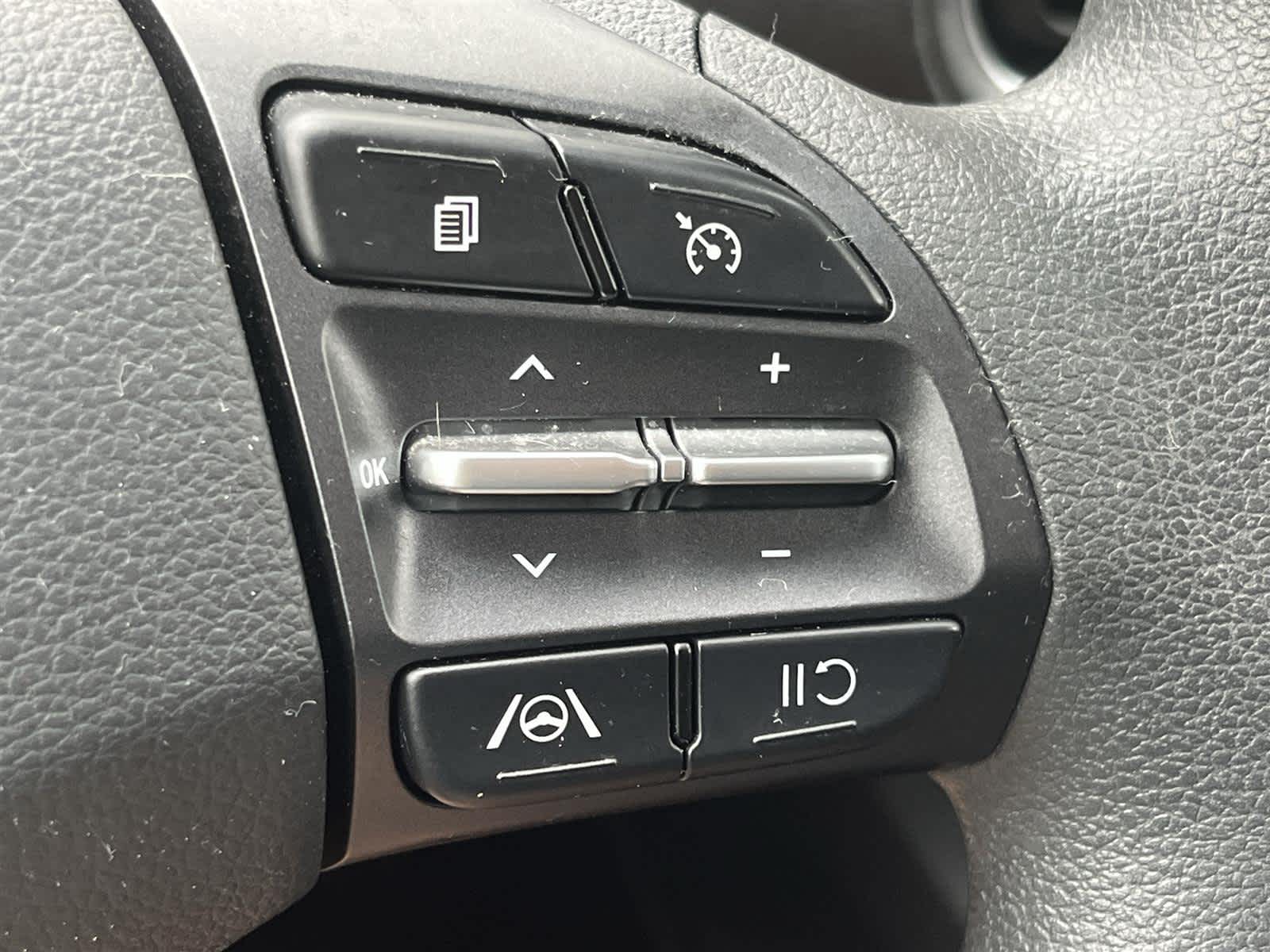 Thumbnail: 2022 Hyundai Kona - 23