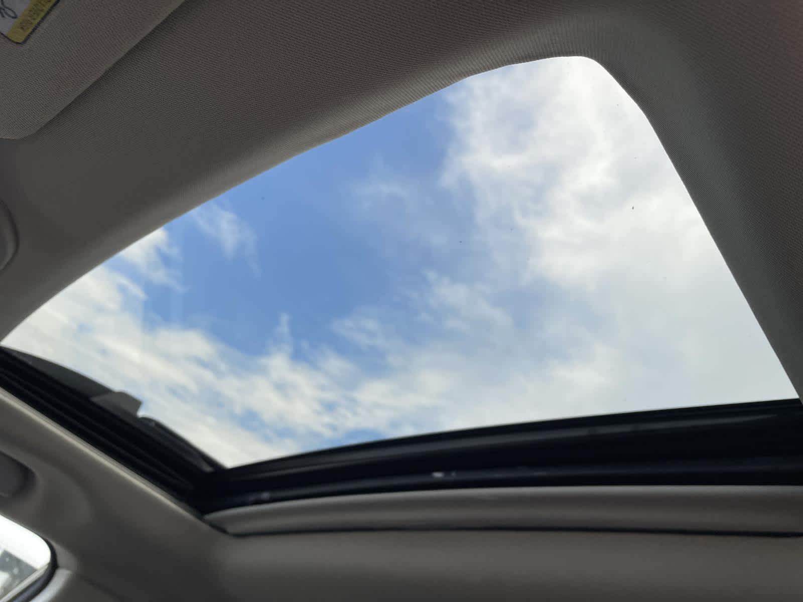 Thumbnail: 2022 Subaru Outback - 14