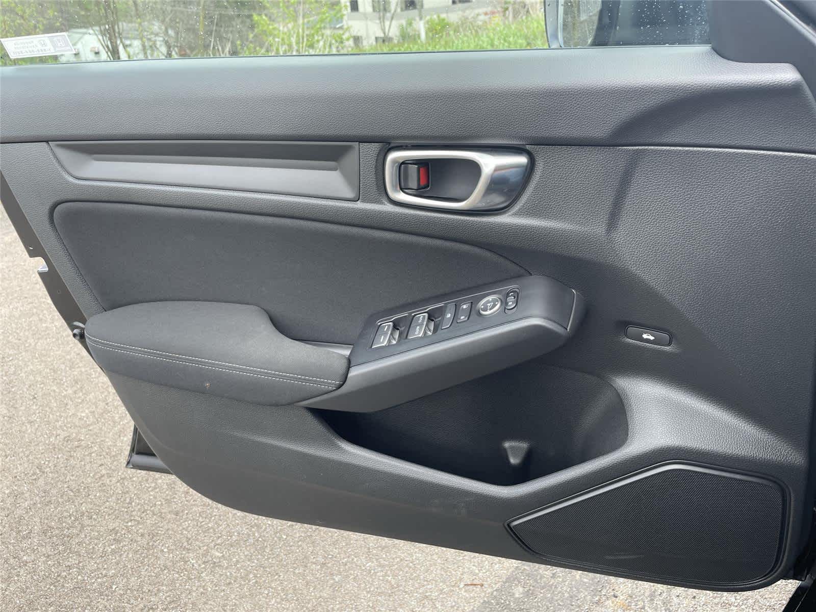 Thumbnail: 2022 Honda Civic - 24