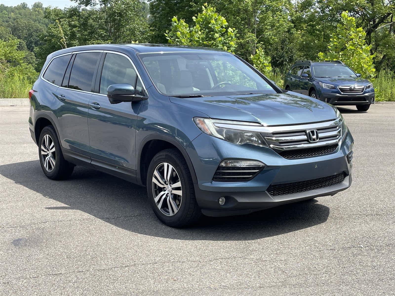 Thumbnail: 2018 Honda Pilot - 7