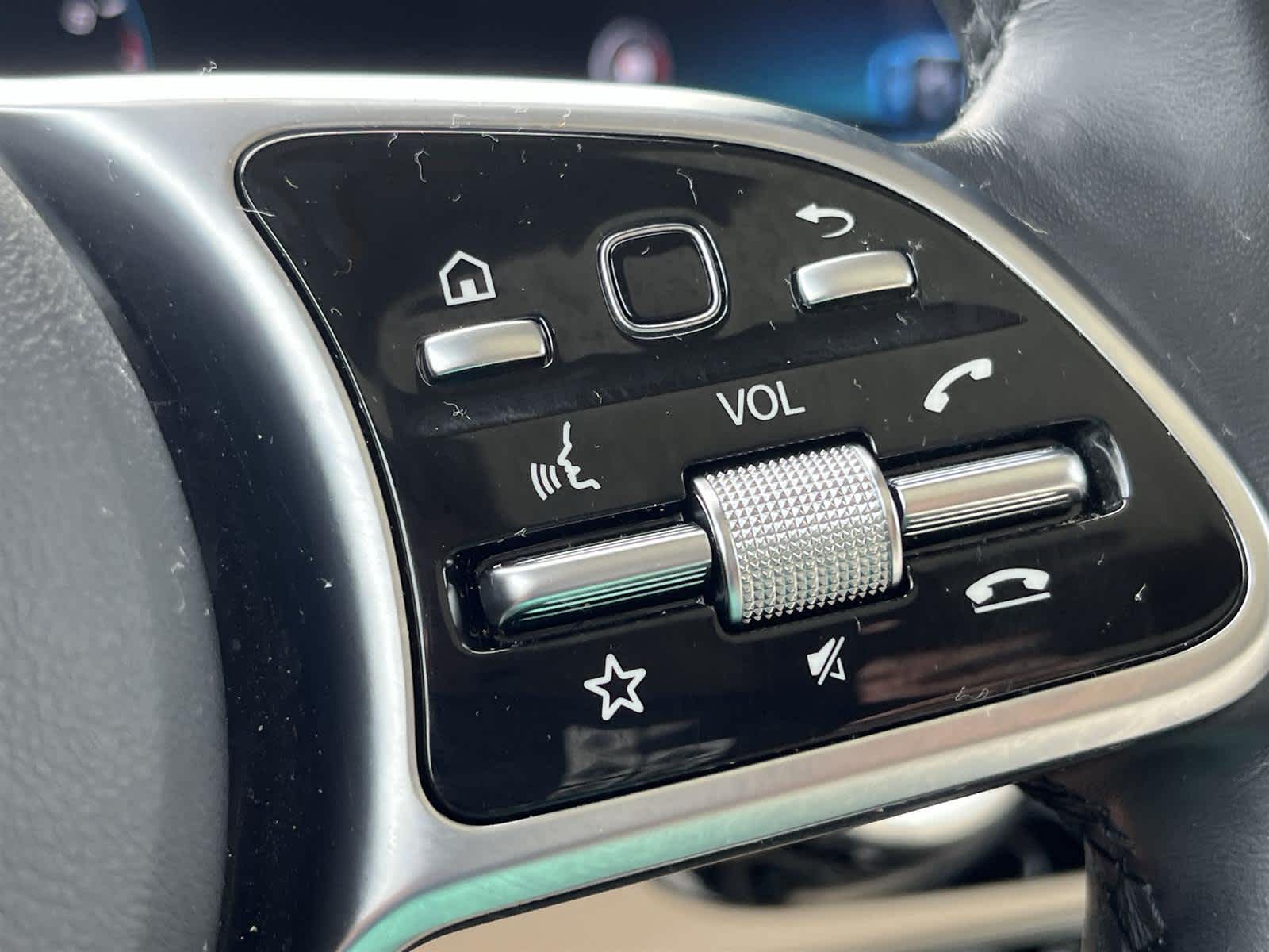 Thumbnail: 2023 Mercedes-Benz GLA - 25