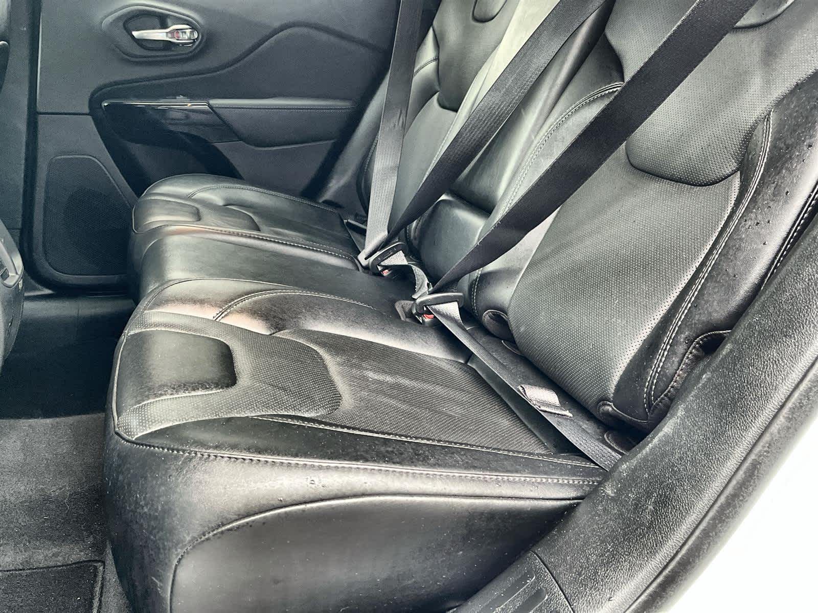 Thumbnail: 2023 Jeep Cherokee - 14