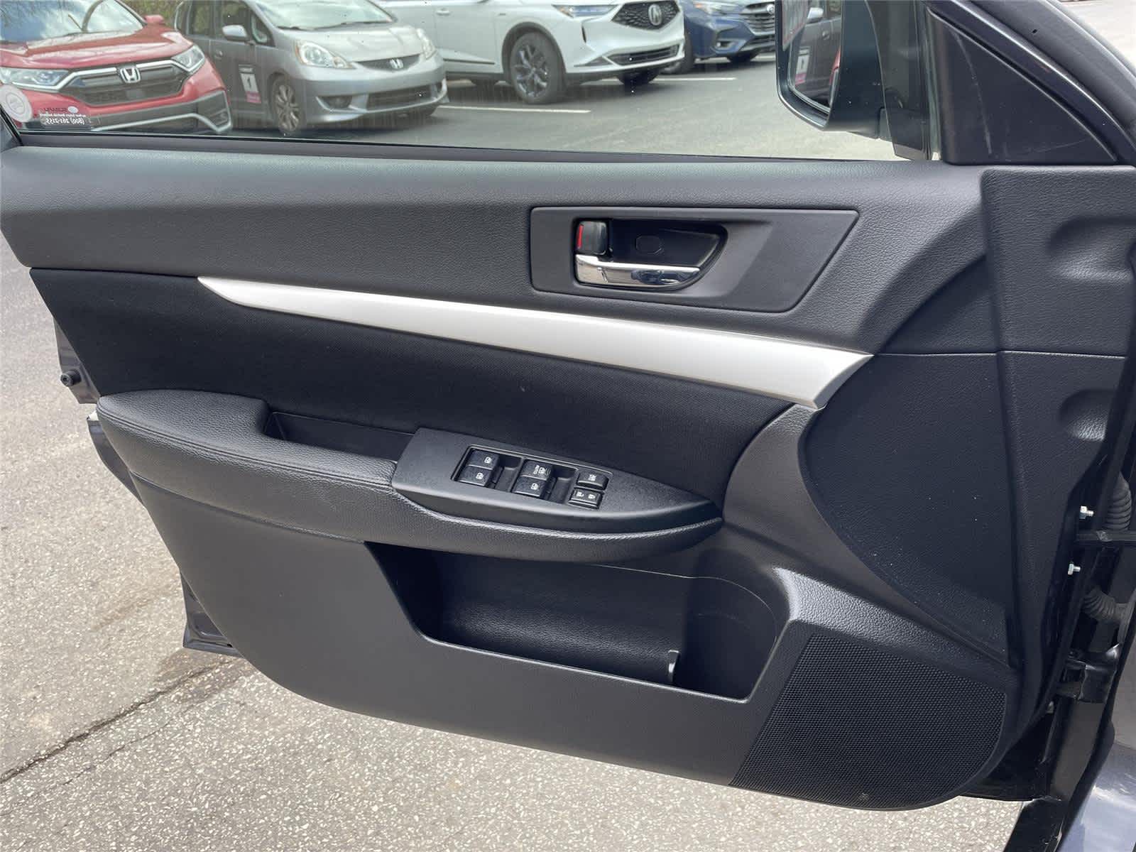 Thumbnail: 2013 Subaru Outback - 25