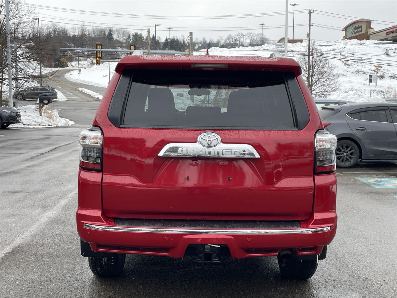 Thumbnail: 2017 Toyota 4Runner - 4