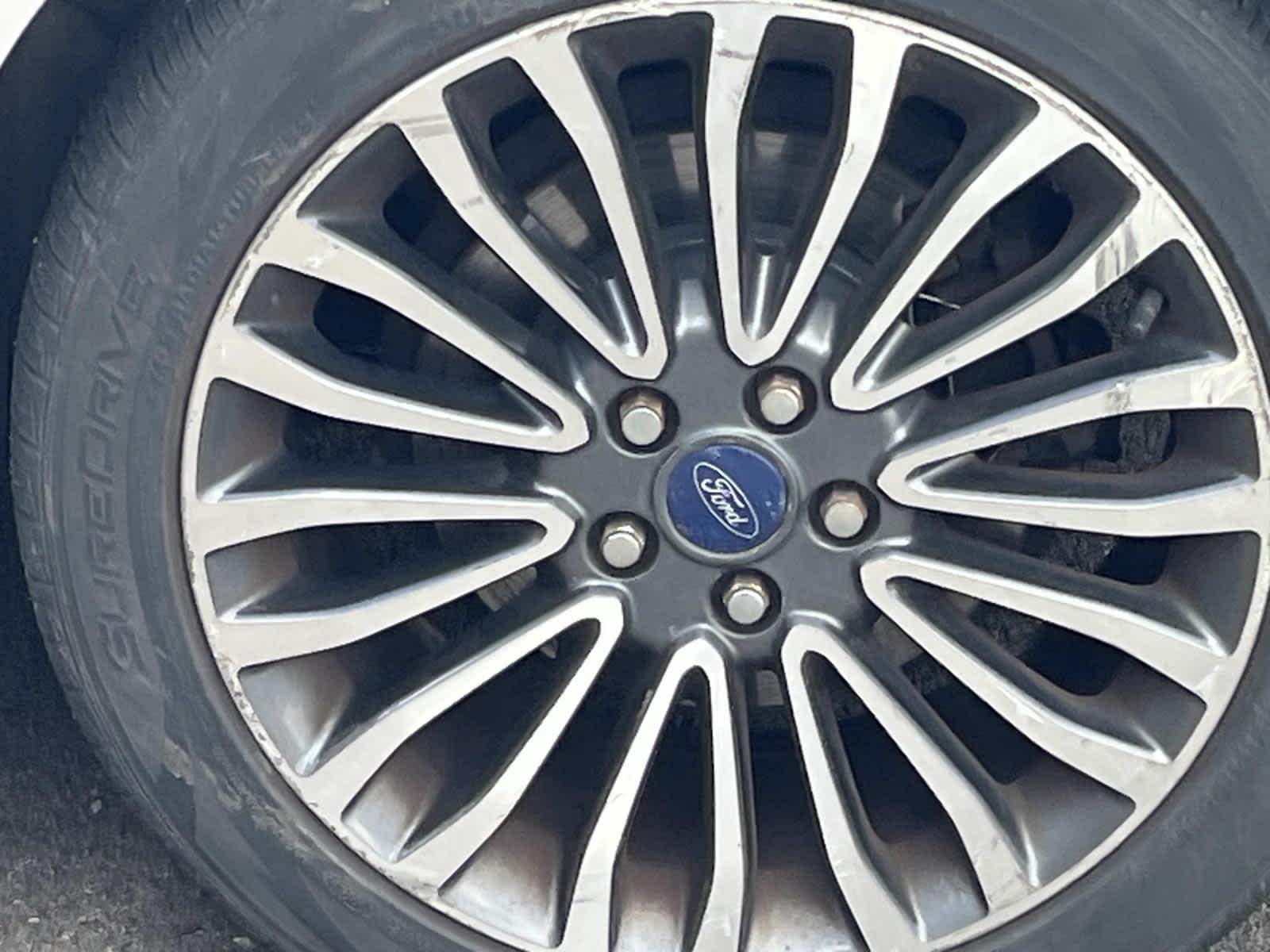 Thumbnail: 2017 Ford Fusion - 11