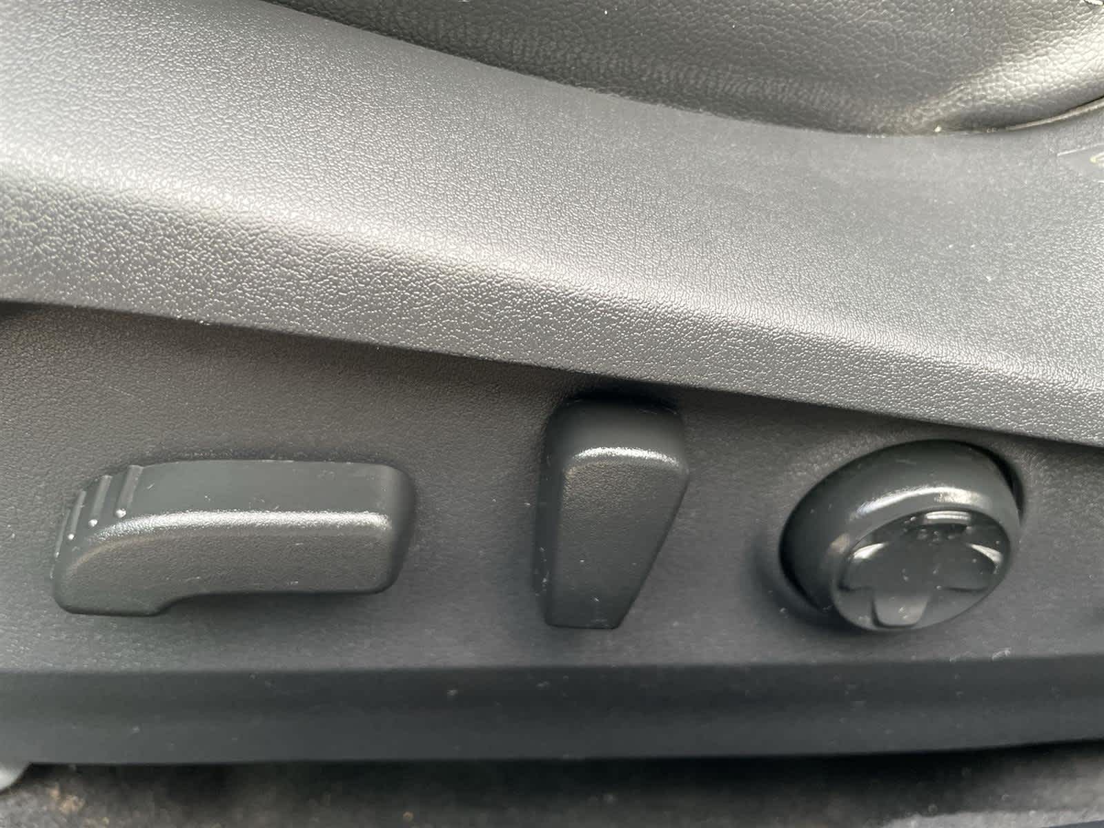 Thumbnail: 2023 Subaru Legacy - 13