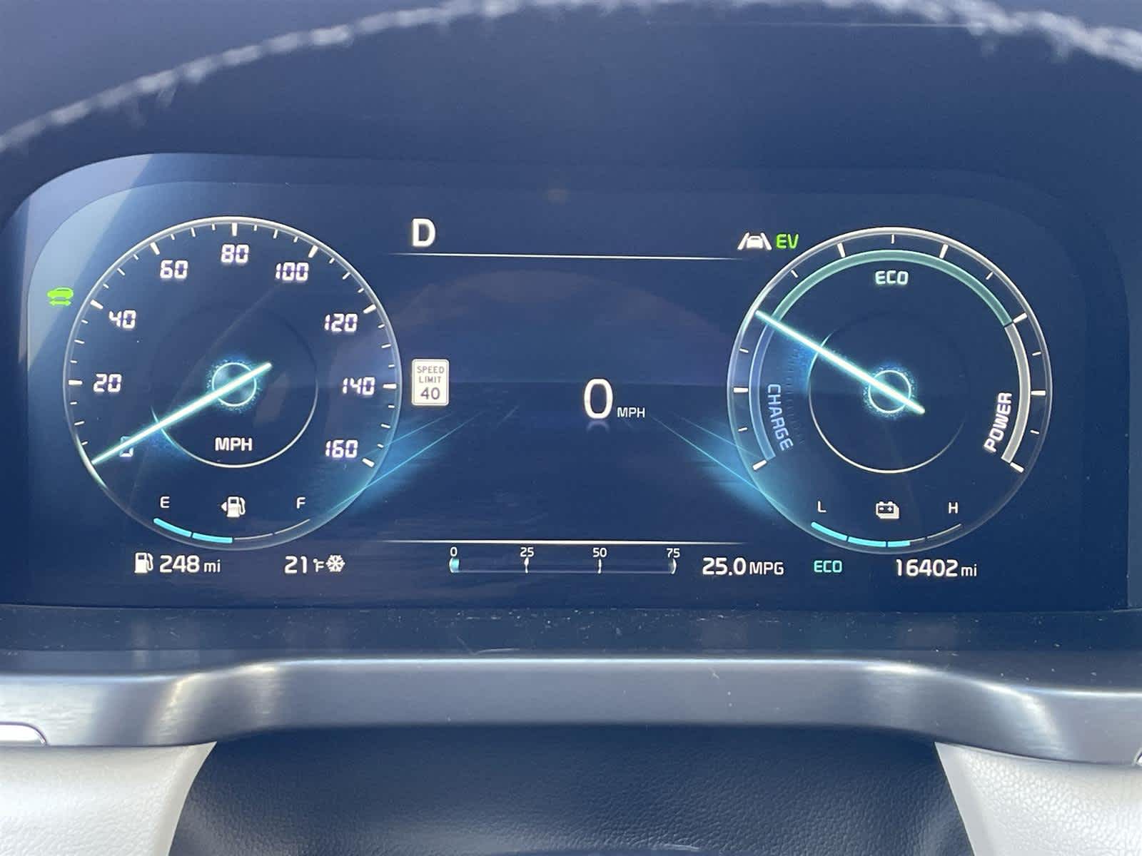 Thumbnail: 2023 Kia Sorento - 33