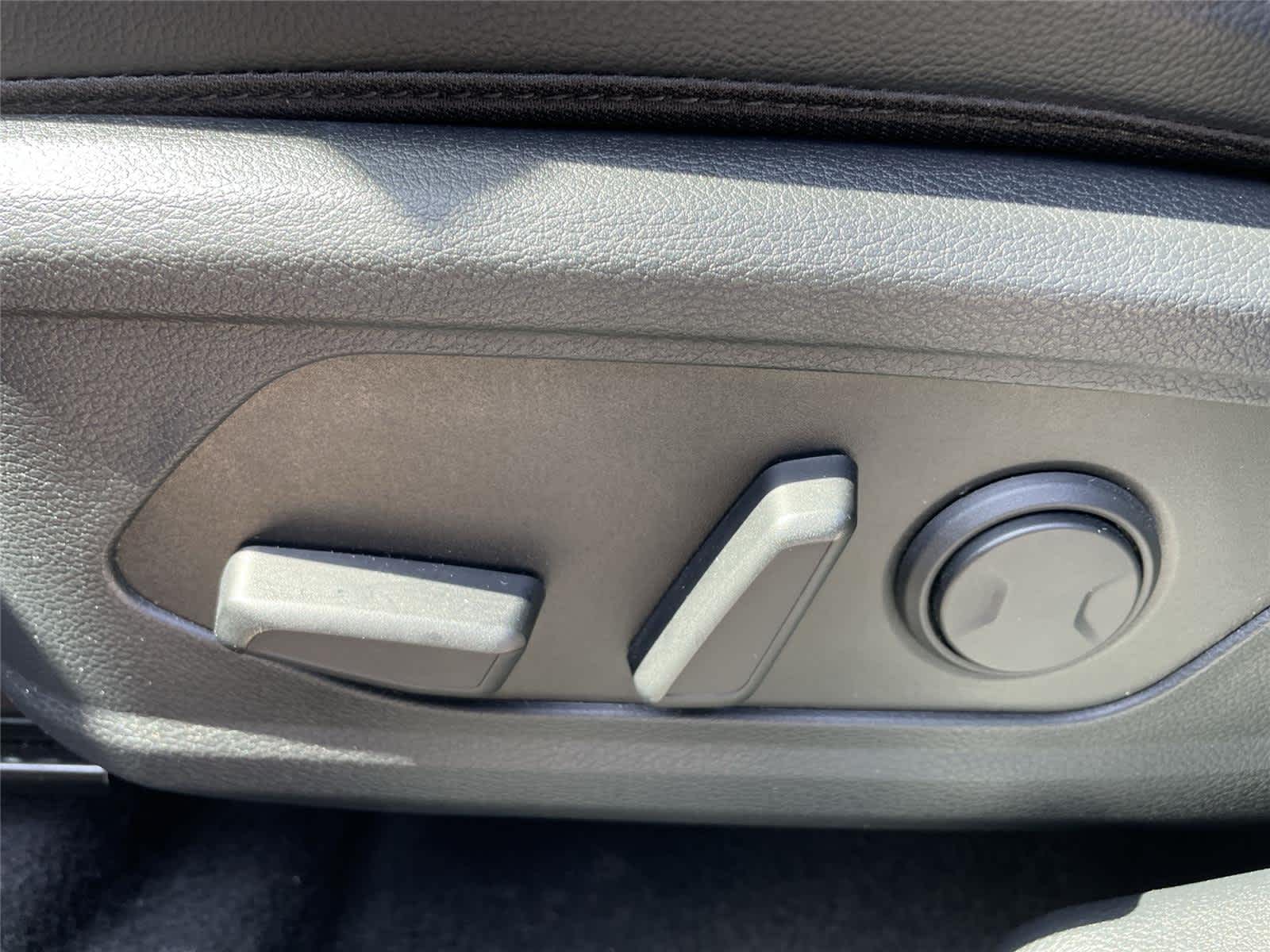 Thumbnail: 2023 Kia Sportage - 13