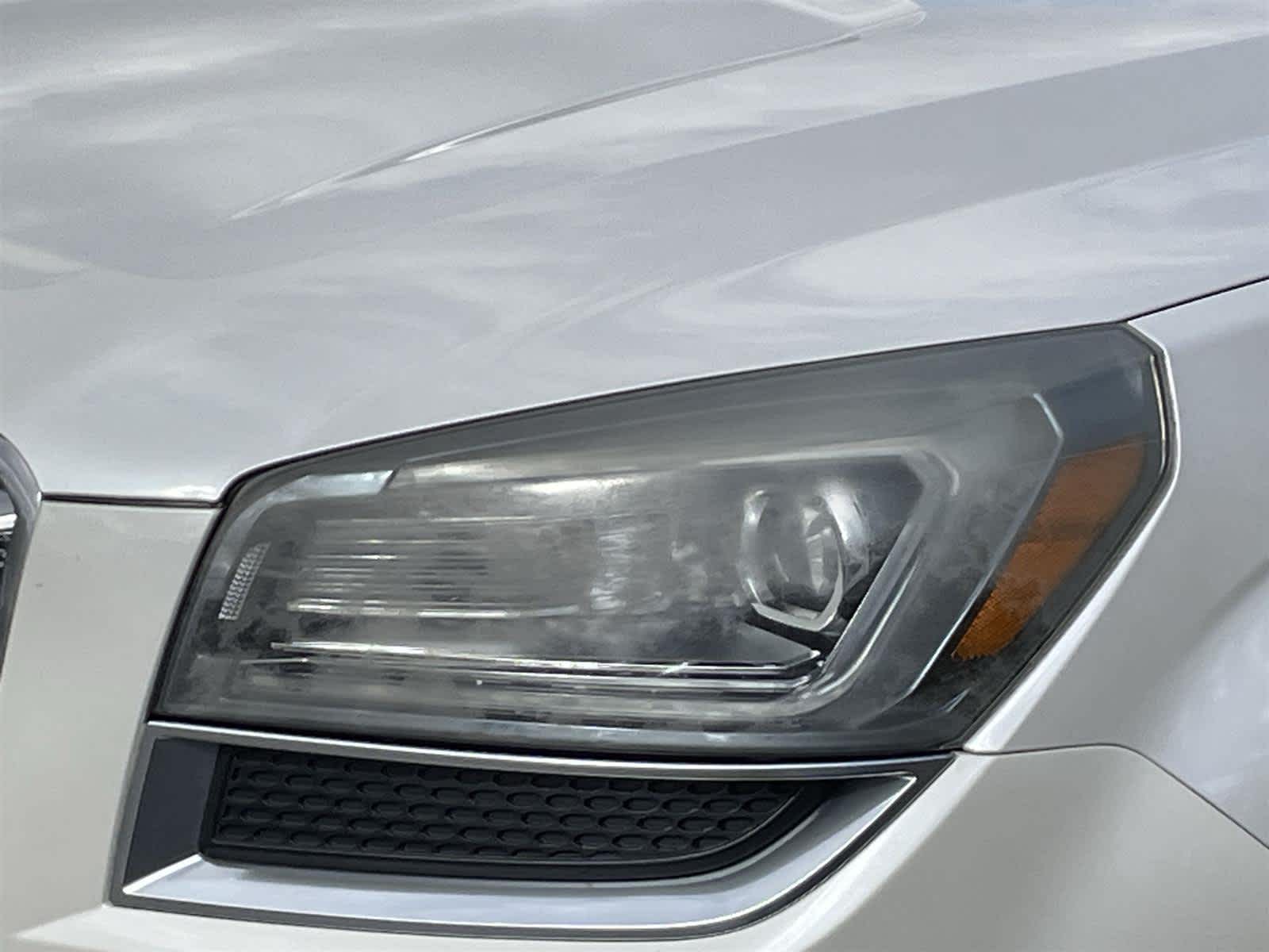 Thumbnail: 2013 GMC Acadia - 9