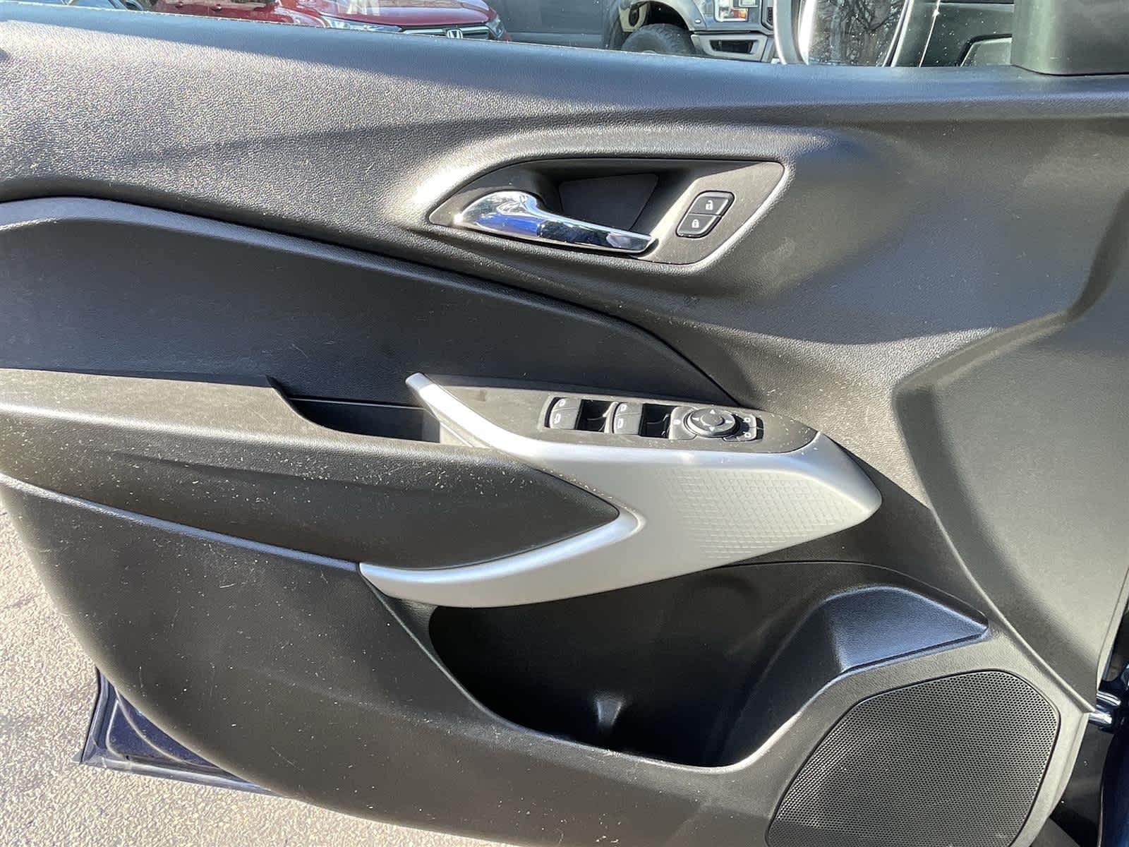 Thumbnail: 2024 Chevrolet Trax - 24