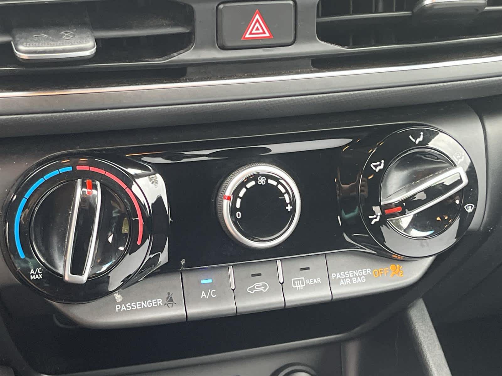 Thumbnail: 2022 Hyundai Kona - 18