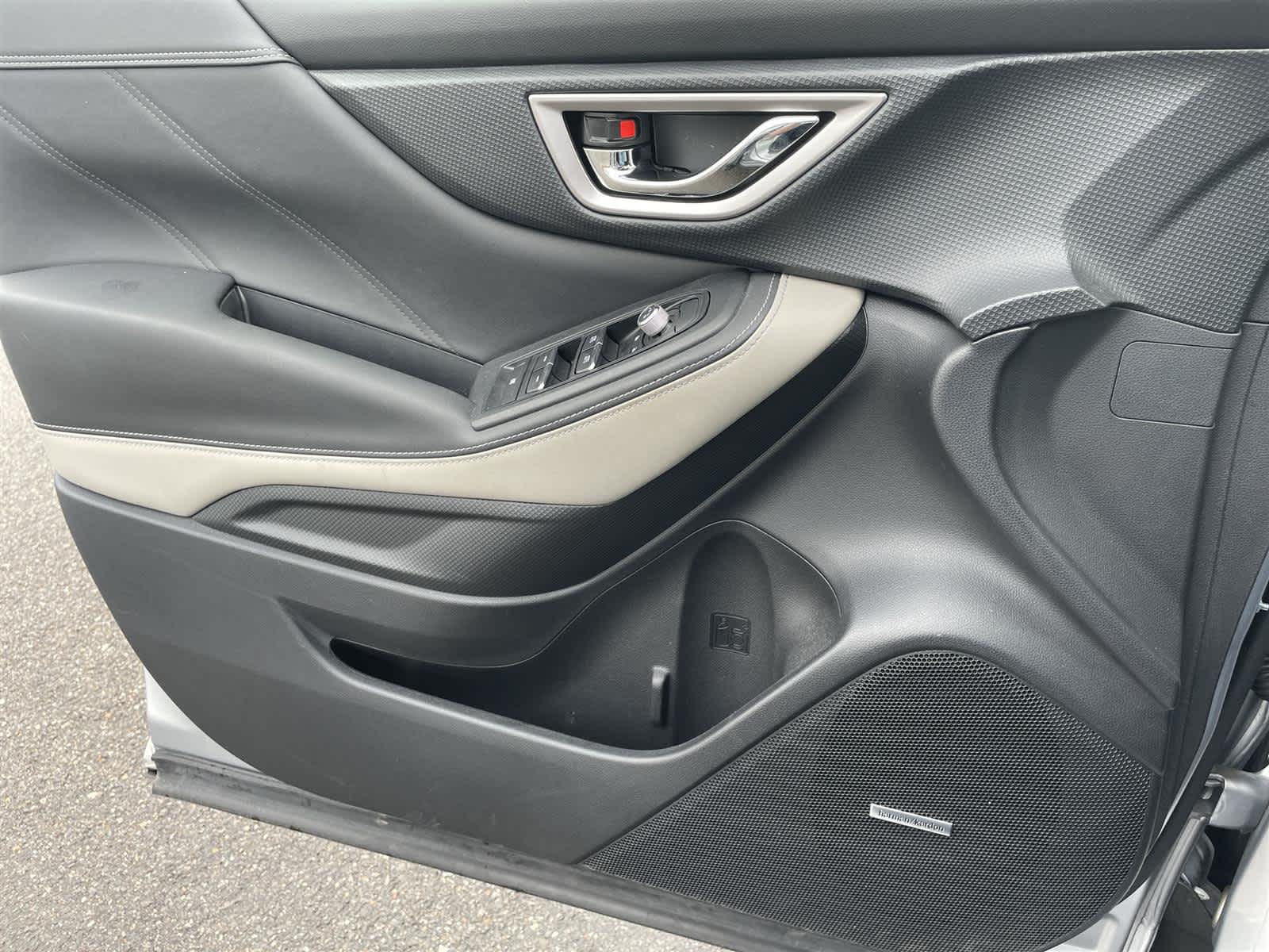 2022 Subaru Forester Limited 27