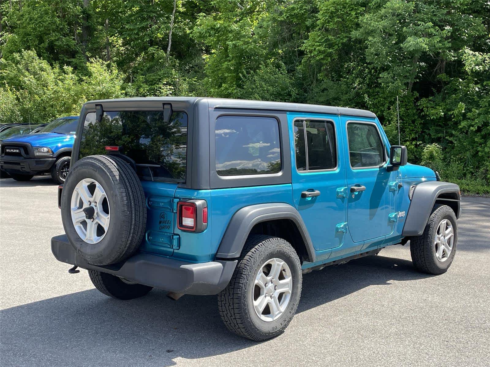 Thumbnail: 2020 Jeep Wrangler - 5