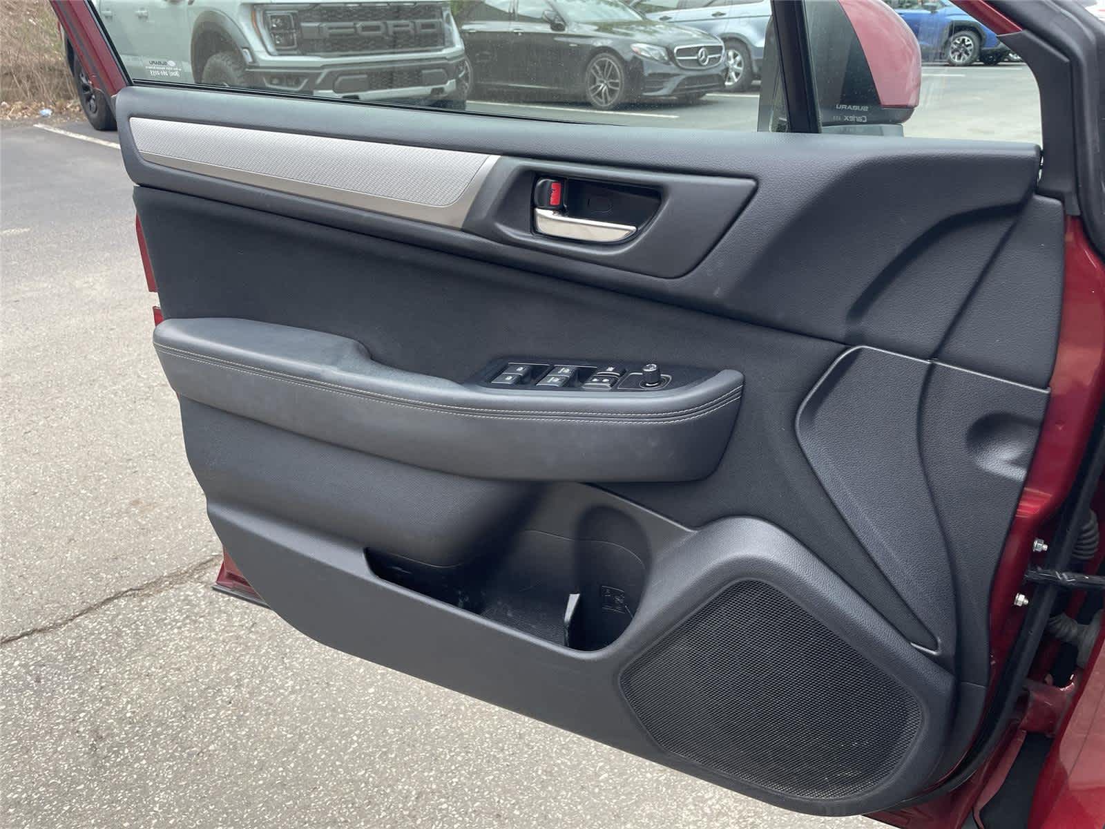 Thumbnail: 2015 Subaru Outback - 17