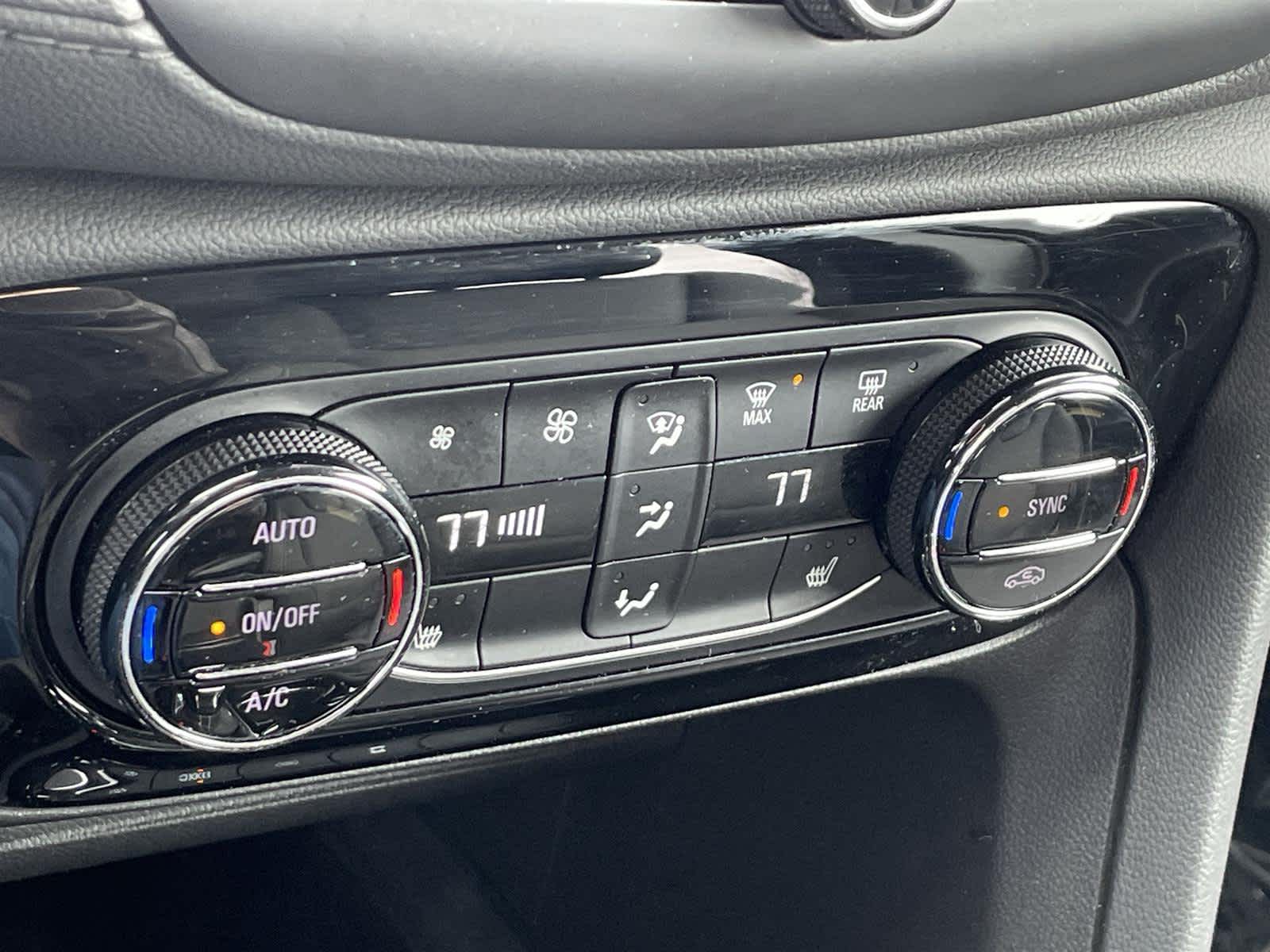 Thumbnail: 2023 Buick Encore GX - 22