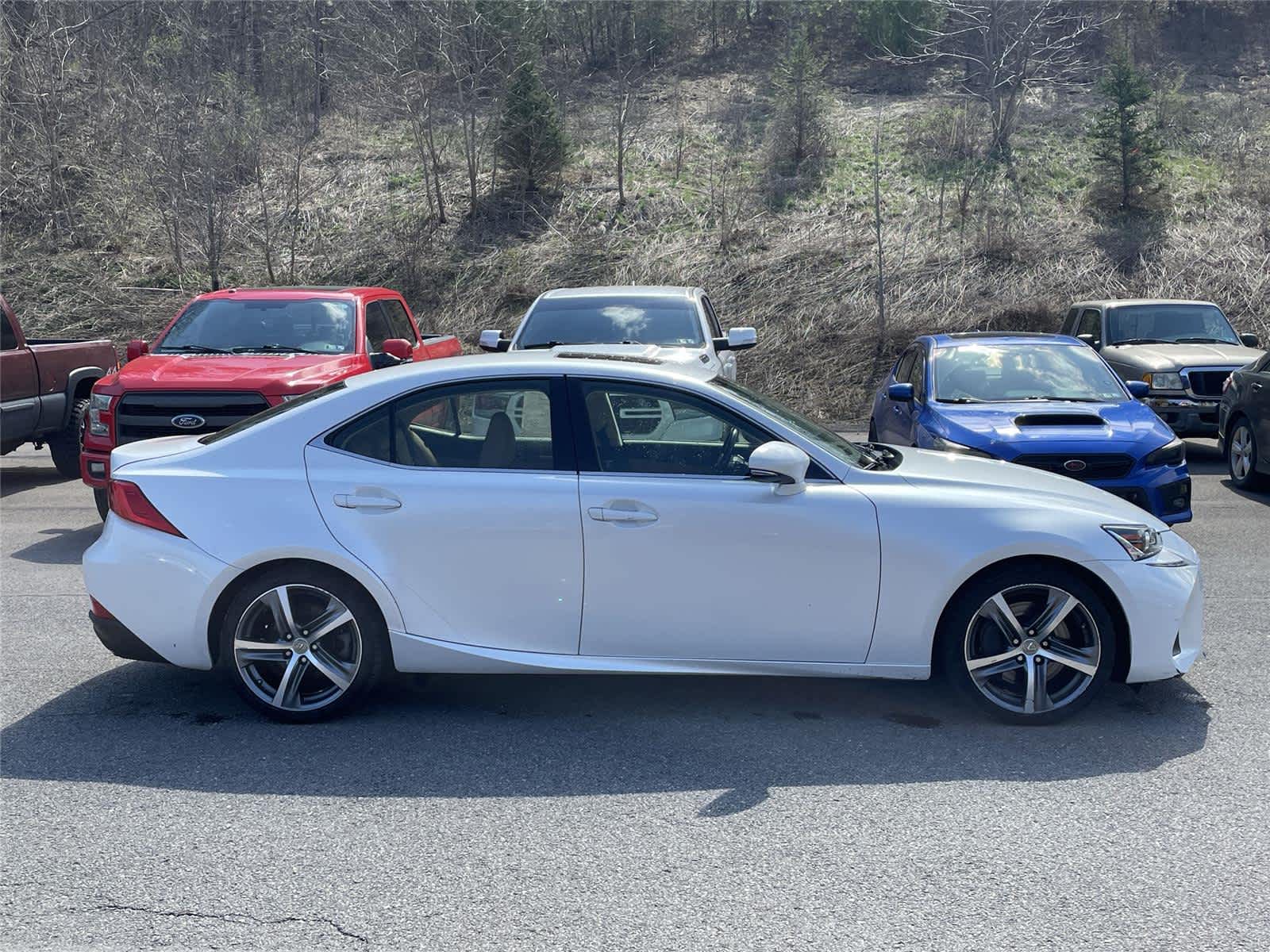 Thumbnail: 2017 Lexus IS - 6