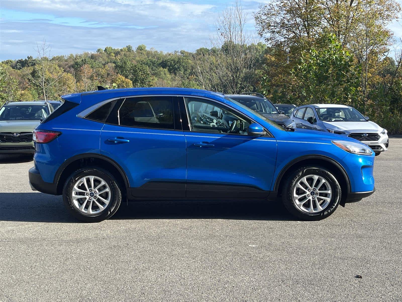 Thumbnail: 2020 Ford Escape - 6