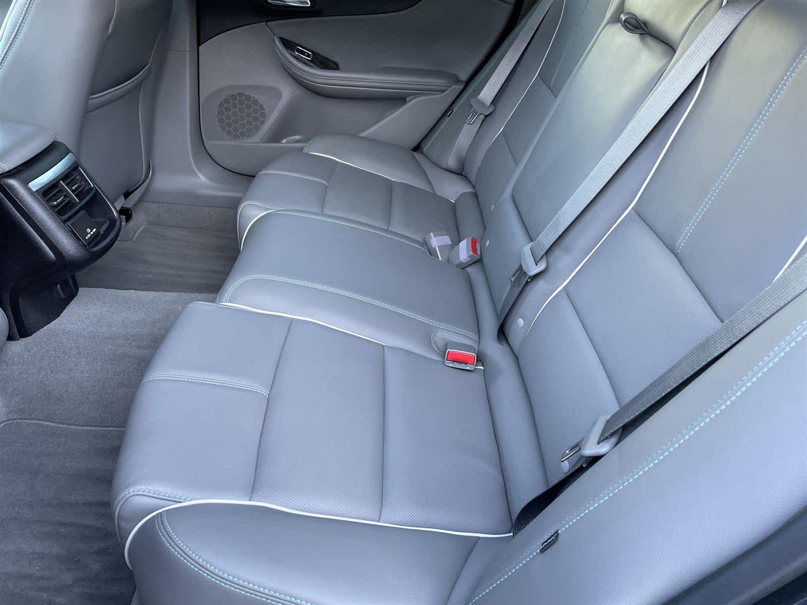 Thumbnail: 2014 Chevrolet Impala - 15