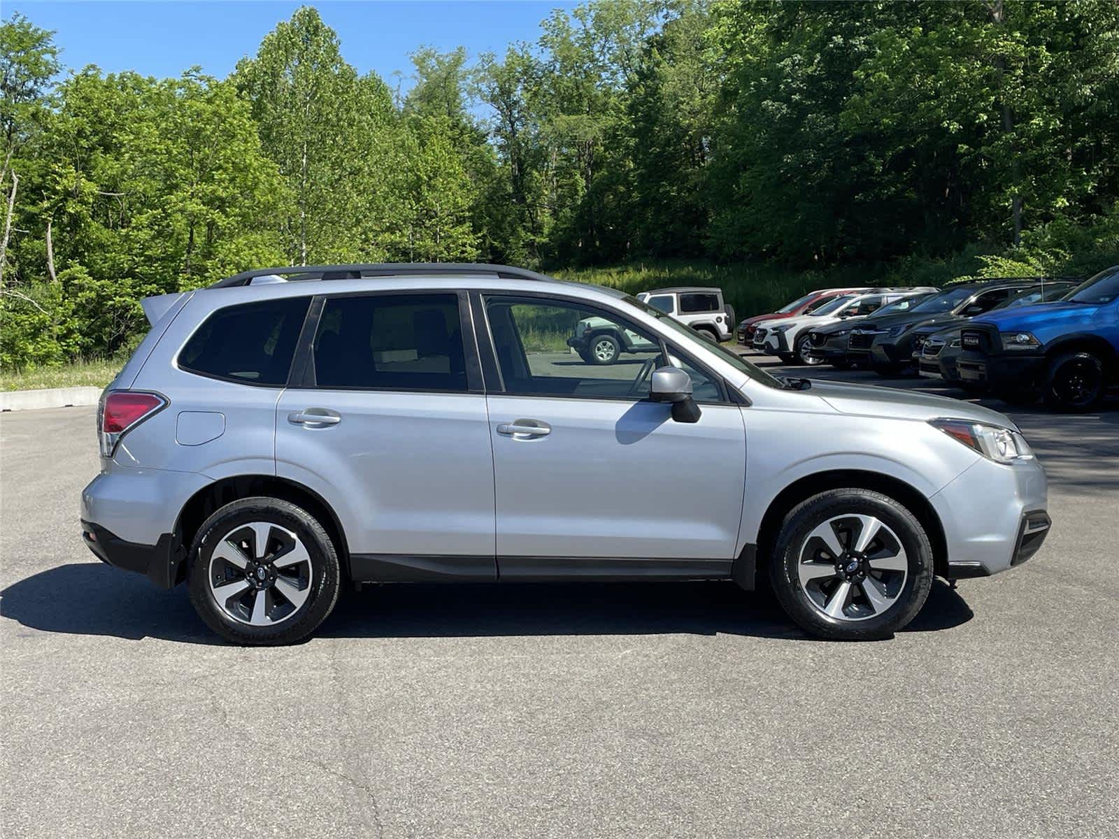Thumbnail: 2017 Subaru Forester - 6