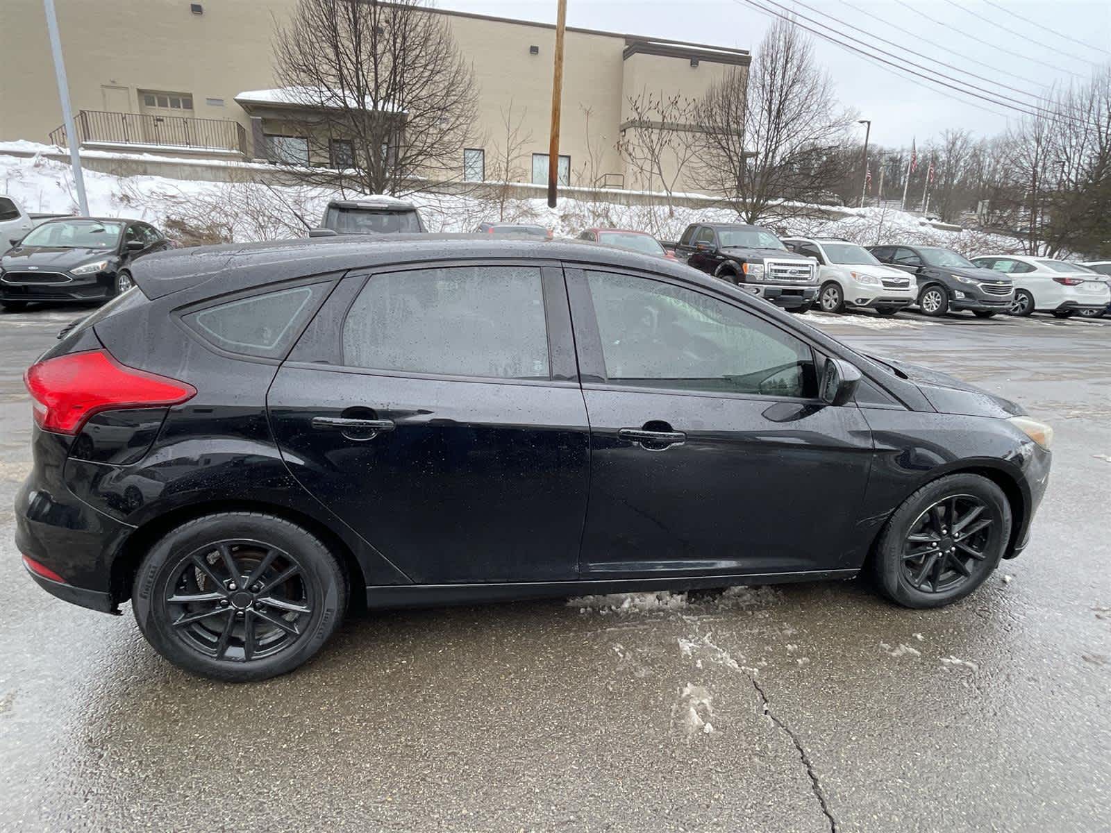 Thumbnail: 2018 Ford Focus - 6